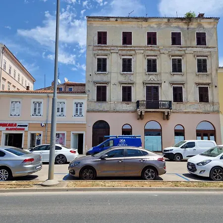 Port Apartment Pula
